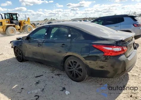 2016 Nissan Altima 2.5 z USA, uszkodzony, nr VIN 1N4AL3AP0GC209858